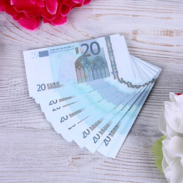 Шуточные деньги - 20 евро