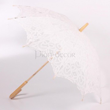 Кружевной зонтик для свадьбы