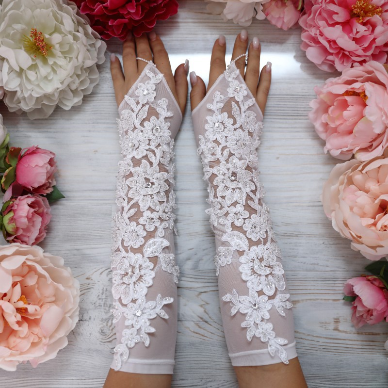 Перчатки с цветами "White lace"