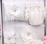 Набор свадебных аксессуаров с украшением цветочками