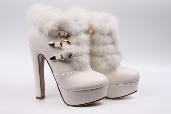 Зимняя свадебная обувь - свадебные ботильоны с мехом