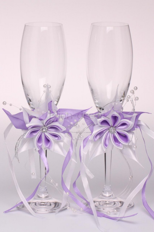 Украшение бокалов для шампанского на свадьбу кристаллами Сваровски, хрусталь, Италия
