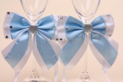 Бантики на свадебные фужеры голубые