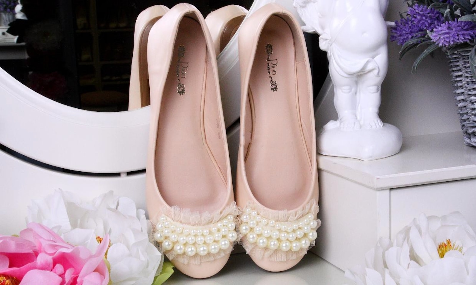 Кремовые свадебные туфли с жемчужинами