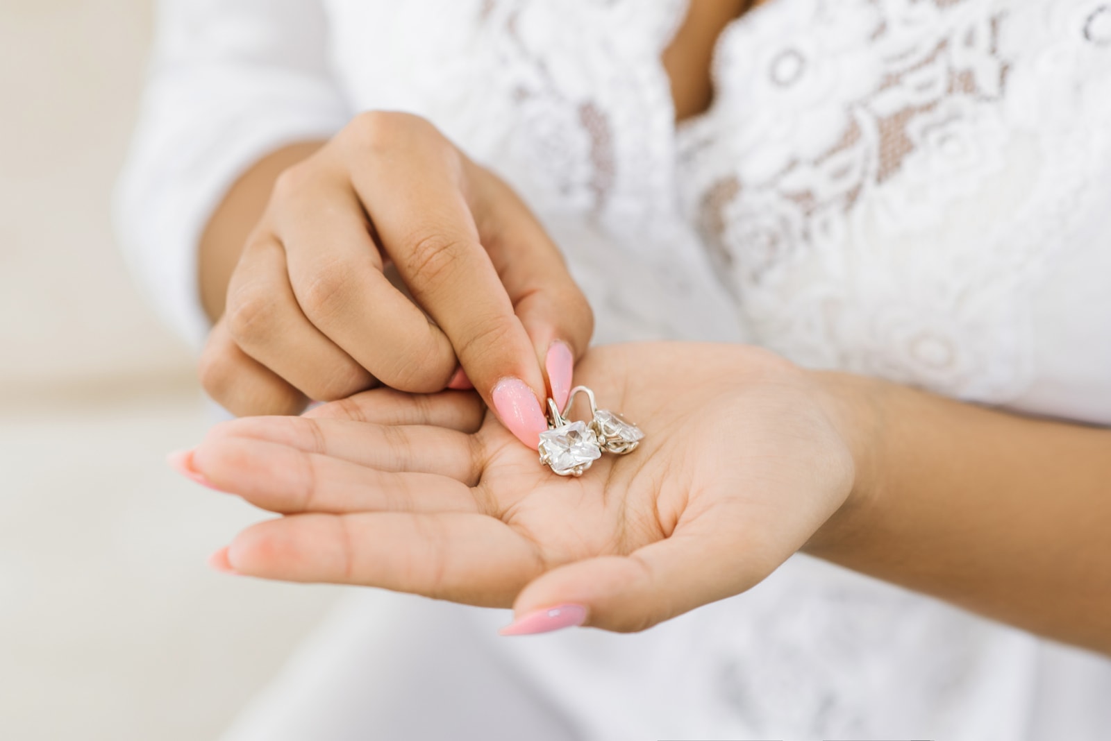 Свадебные серьги с бриллиантами