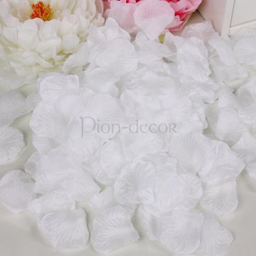 Белые лепестки роз (300 шт.)