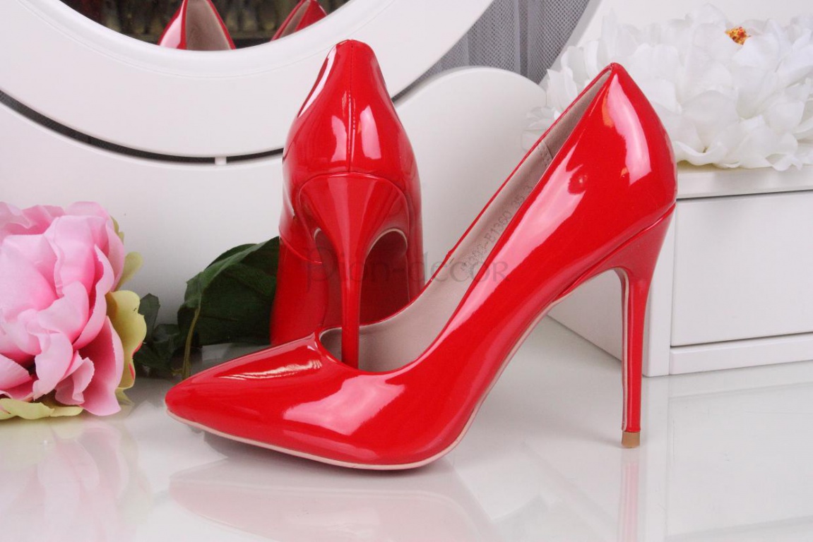 Красные свадебные туфли -  коллекция 2015